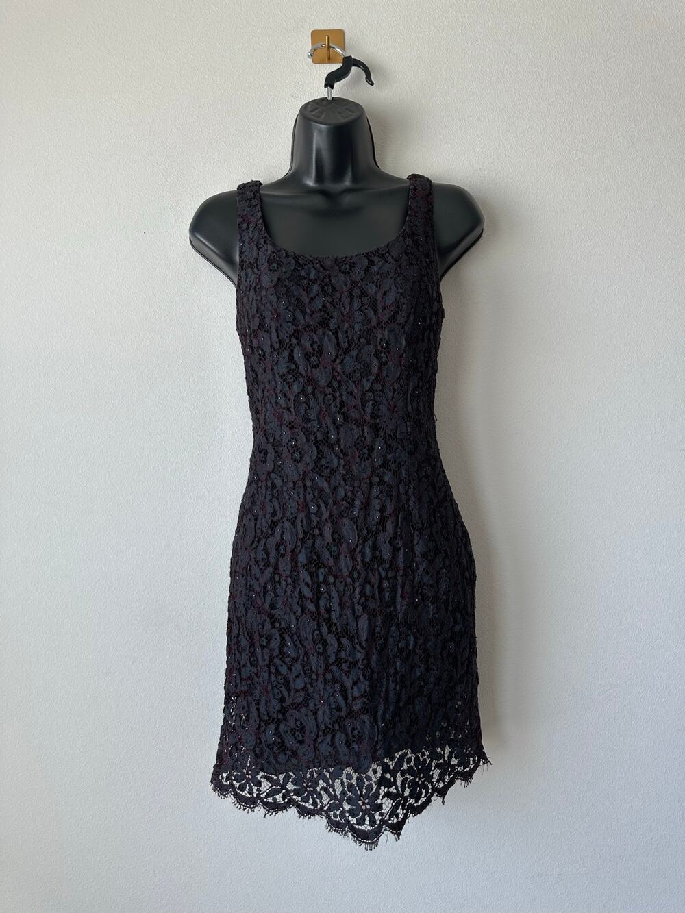 Vintage Y2K Ann Taylor Black Beaded Lace Sheath Cocktail Dress Goth Size 6P